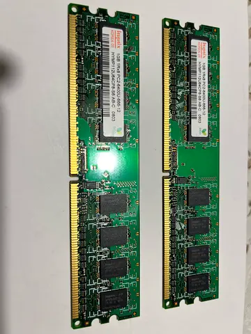 2 x 1Gb RAM computer memory