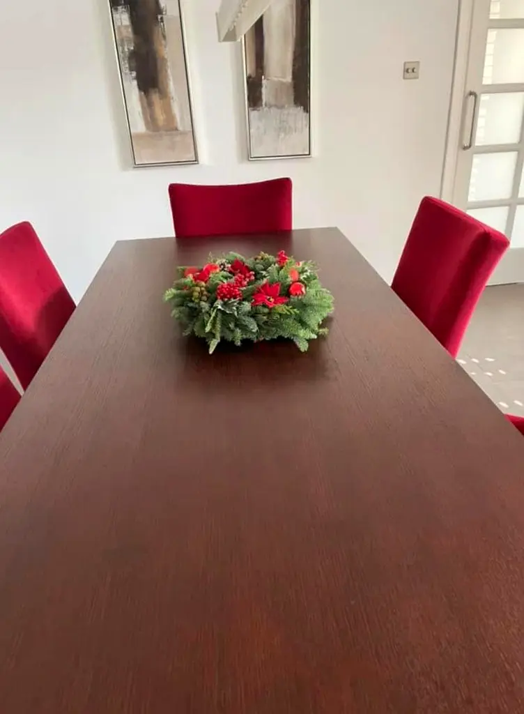 Dinning table