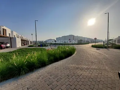 Vacant | 2 + Maids | Phase 2 | Call Now