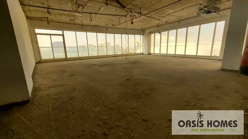 Investor Offer! Huge Size Shallcore Office For Sale In Lynx Tower With 5 Parkings