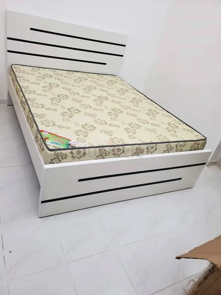 brand new queen size bed 150x190