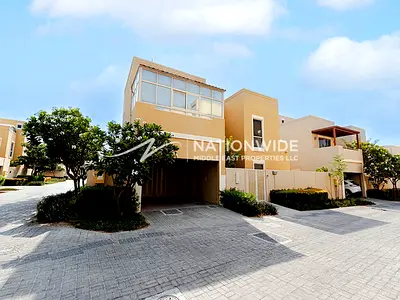Classy Townhouse|peaceful Community|large Layout