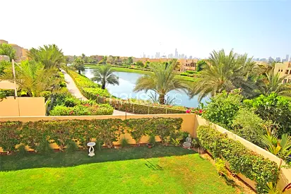 Lake View| Close To Pool And Park| Well Maintained