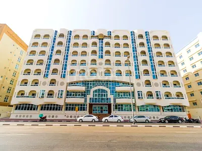 Attractive 2 B/r With Balcony | Pool, Gym | Bur Dubai