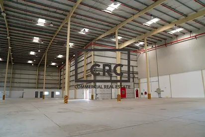 4 Loading Bays | 12 Meter Height | Long Lease Price Drops