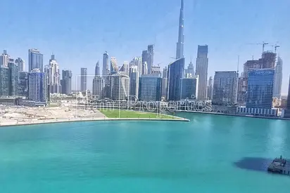 Spacious | Burj Khalifa View | Excellent Condition