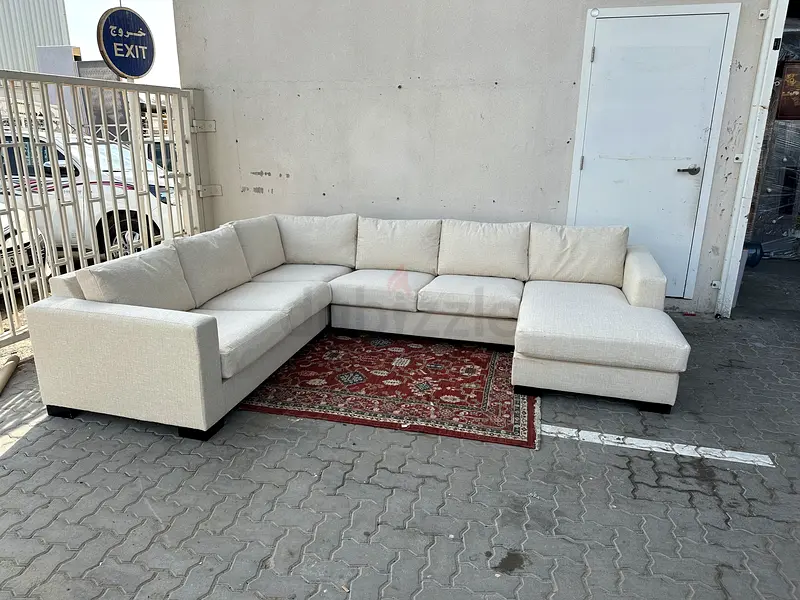 Yousef home centre, Sofa