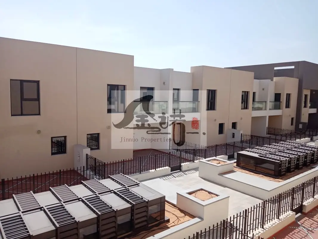 Villa/House Podium Villas For Sale Well Maintained Vacant Ready