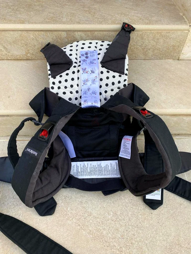 Baby bjorn carrier