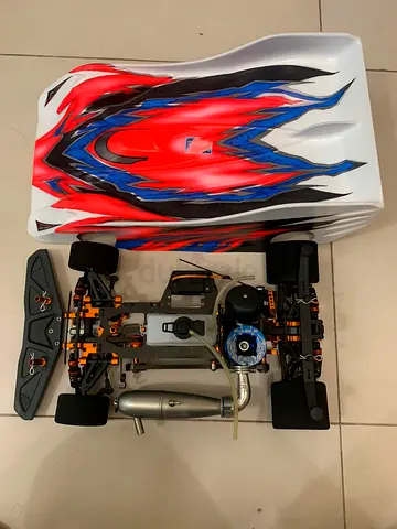 XRAY RX8 racing 1/8 New