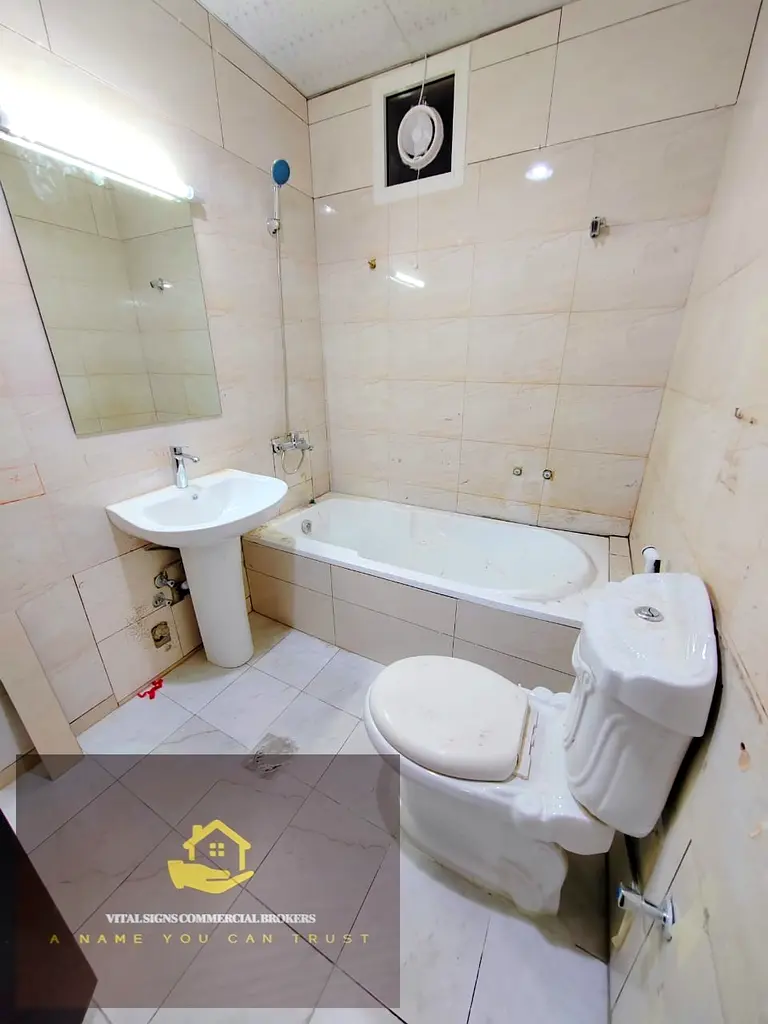 Villa/House for Rent SPACIOUS BRAND NEW STUDIO CLOSE TO MAKANI MALL AT