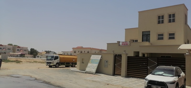 Modern finished villa in Al Rawda 2 for sale