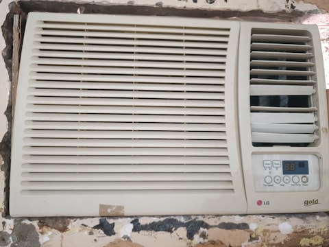 Window Ac for sale good condition
