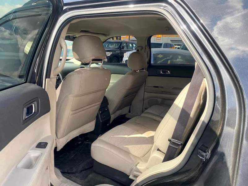 Ford Explorer 2014 black colour GCC Caleb car63156041564546111