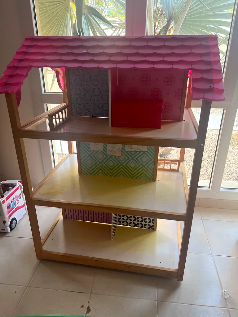 KidKraft So Chic Dollhouse