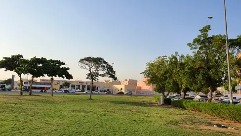 Distress Deal | Corner Shop | England Cluster | 460k