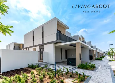 Close To Entrance | Park Facing | 1-4 Cheques