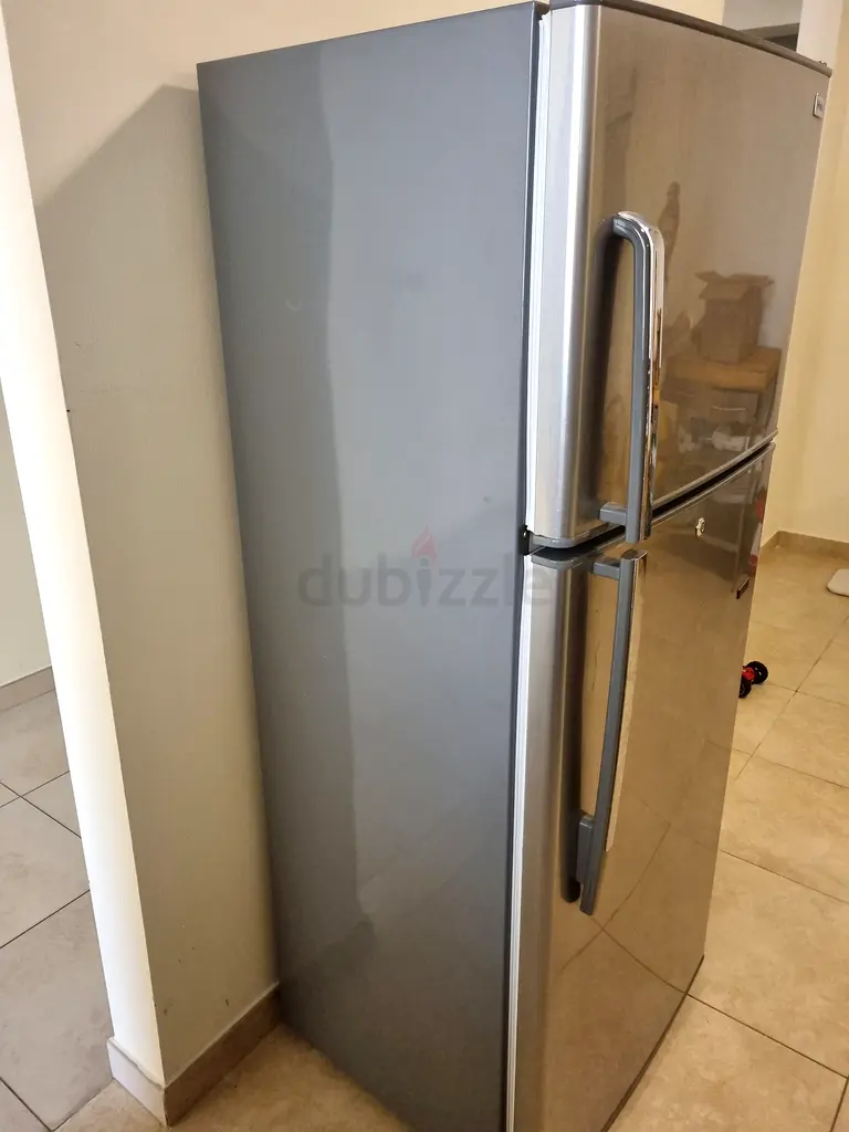 Refrigerator fridge Haier, 160cm