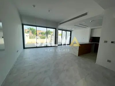 Brand New | Single Row | Community View