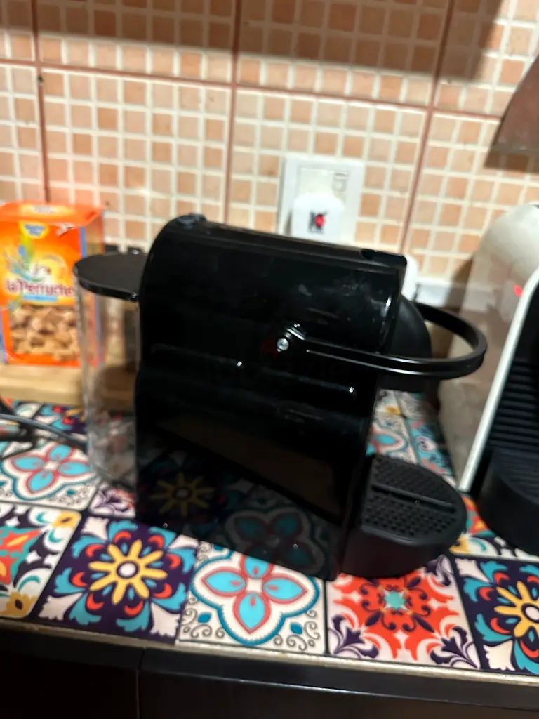 NESPRESSO Inissia Black Coffee Machine UAE Version