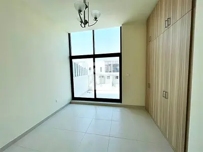 4bedroom | Vacant Townhouse | Bright | Spacious