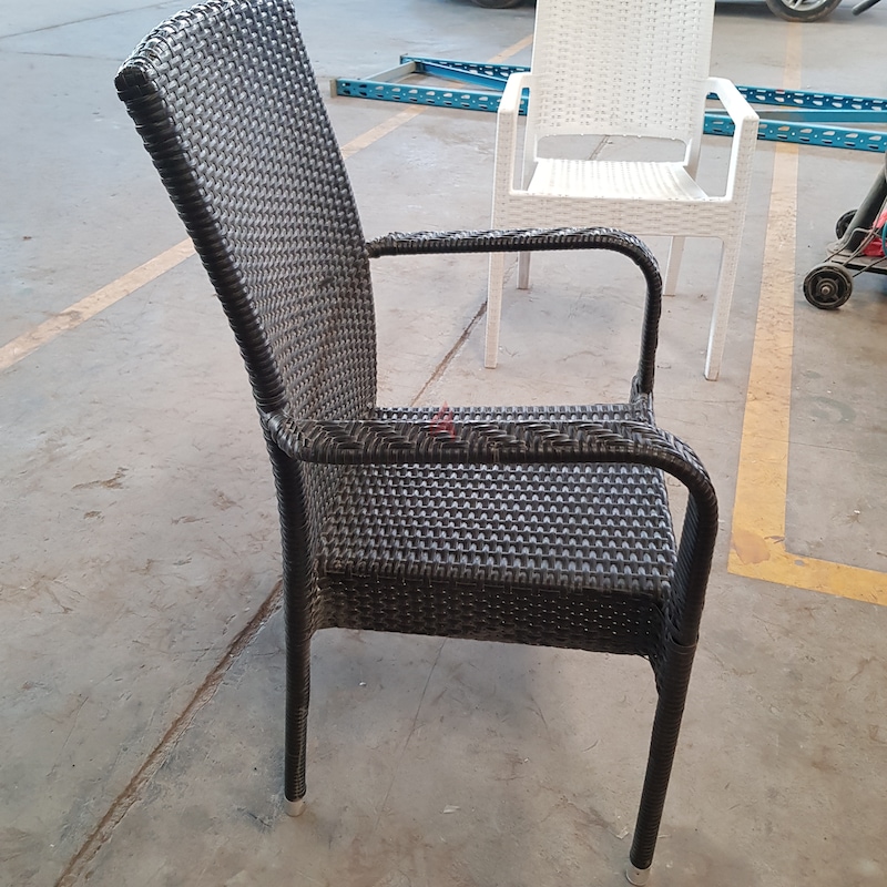 Clearance patio outlet chairs