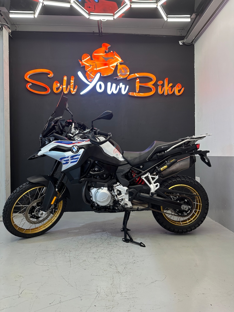 akrapovic f850gs