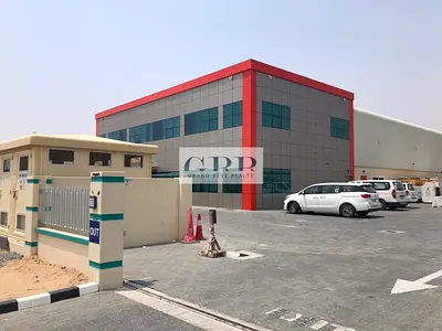 Warehouse And Fully Fitted Office Building In Dic For Sale-rent