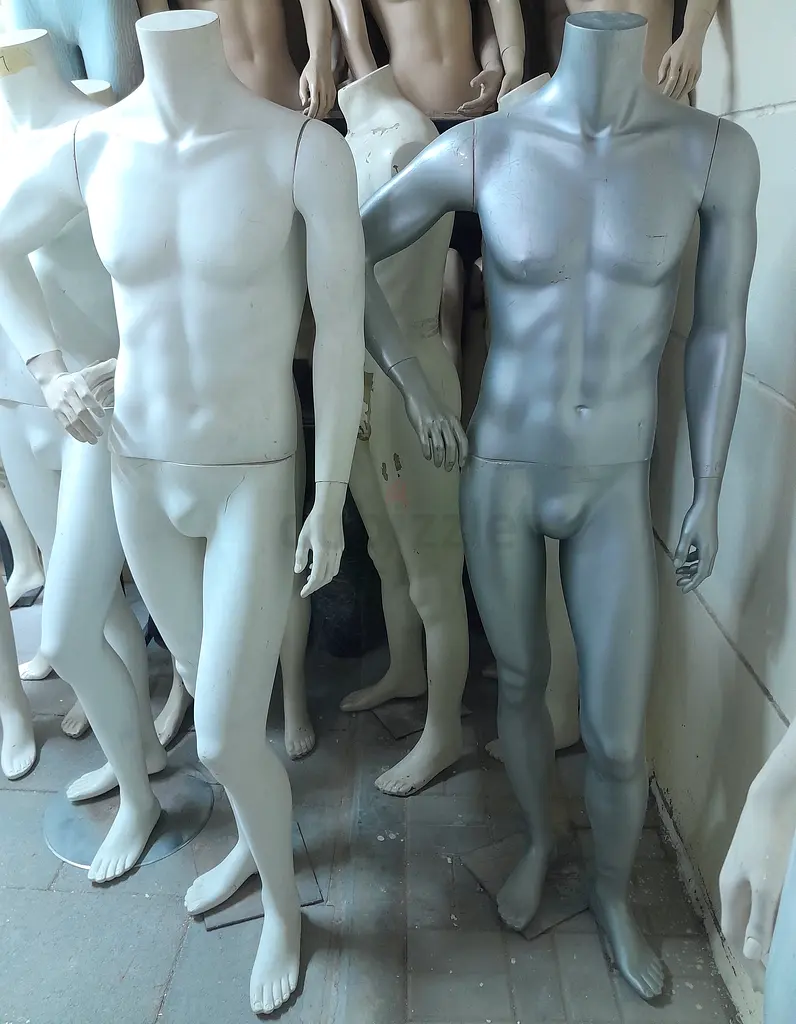 Mannequin63257104210561114