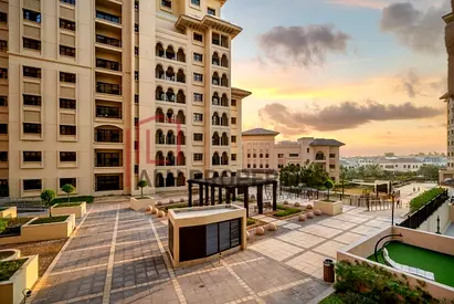 Chiller Free | Garden View | Low Floor