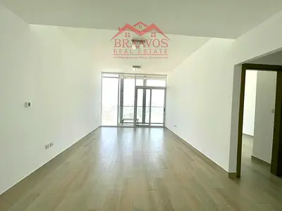 Unfurnished 1br | Huge Layout | Bright | Cozy