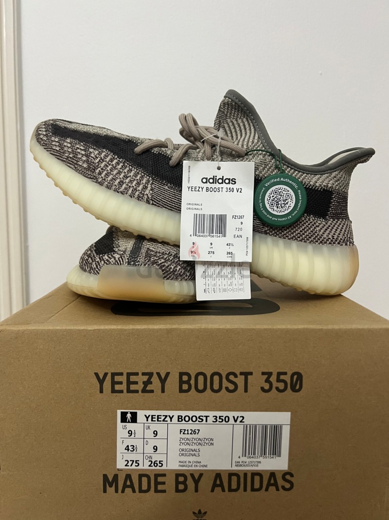 Yeezy 350 zyon 9.5 US | dubizzle