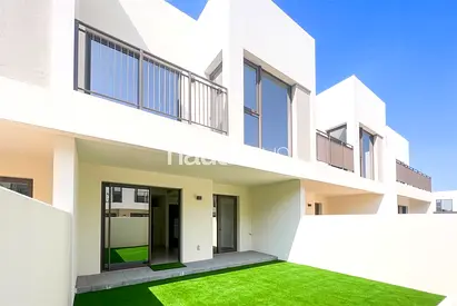 Landscaped Garden | Park Backing | Single Row