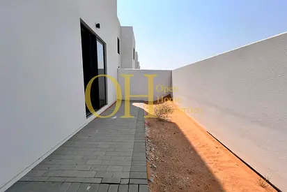 Impressive 1br Unit| Ground Floor |great Community