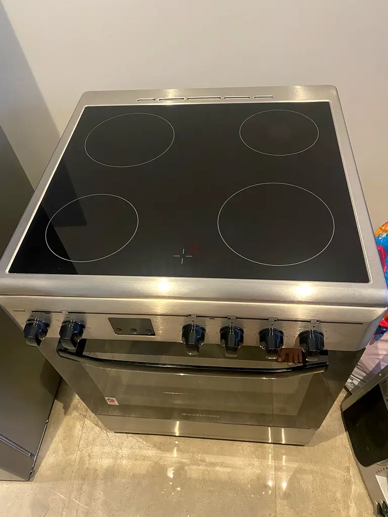 Electric stove West Point