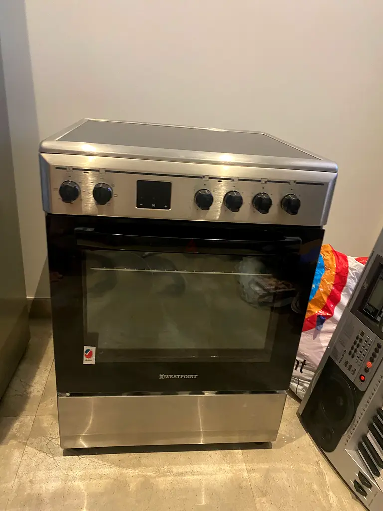 Electric stove West Point