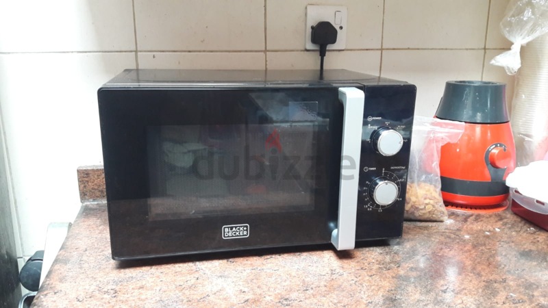 Black & Decker 20 Liter Microwave Oven MZ2020P-B5, Dubai & Abu Dhabi, UAE