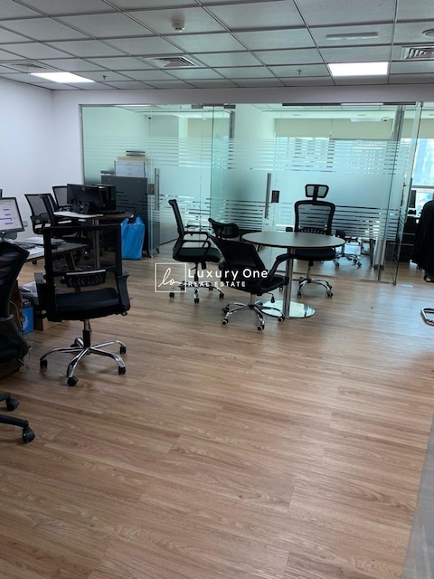 Vacant| Office Space In Binary| Book Now