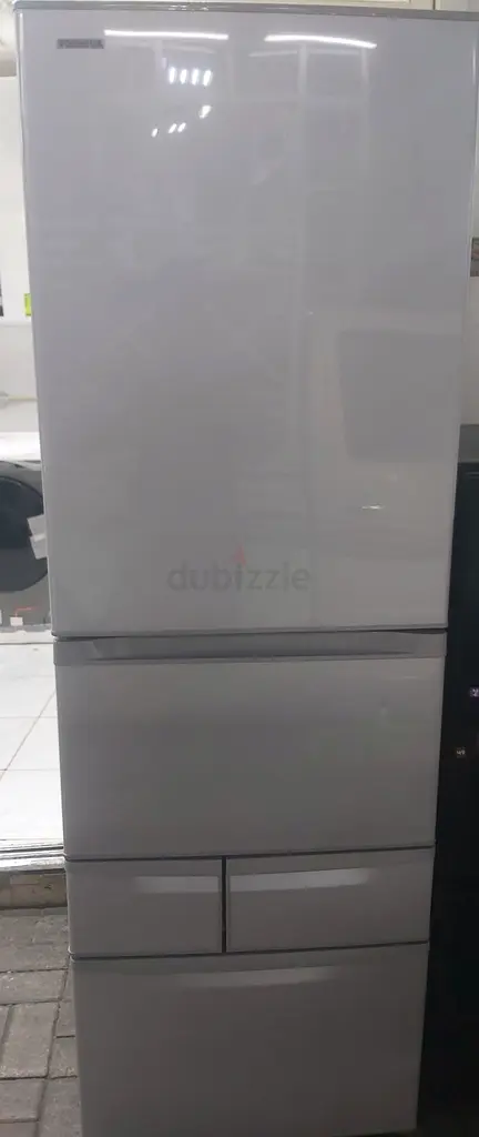 Toshiba Auto Ice maker in a very good condition