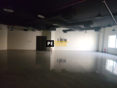 Spacious Office With Reasonable Price |prime Location!!!