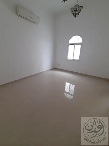 With Balcony 2bhk Close To Emirates Mall Just 80k