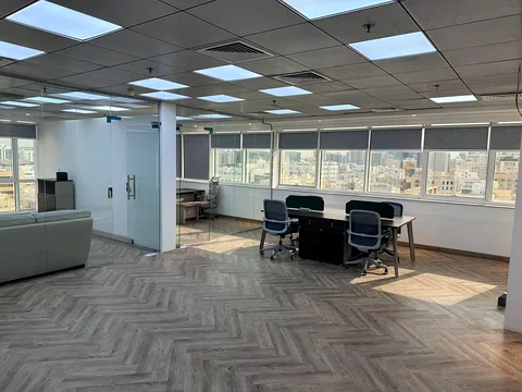 Dubai - Deira - Alkhubaisi - Albakhet Center