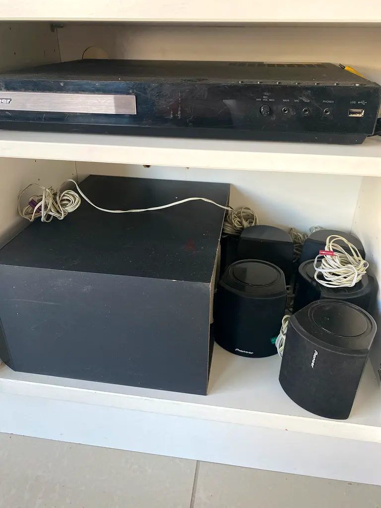 Sound system pioneer