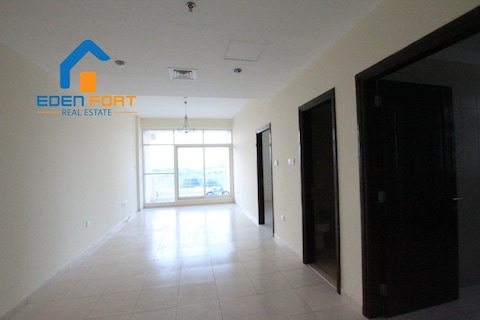 Huge Apartment - Close Kitchen - With Balcony - One Bedroom - Dsc