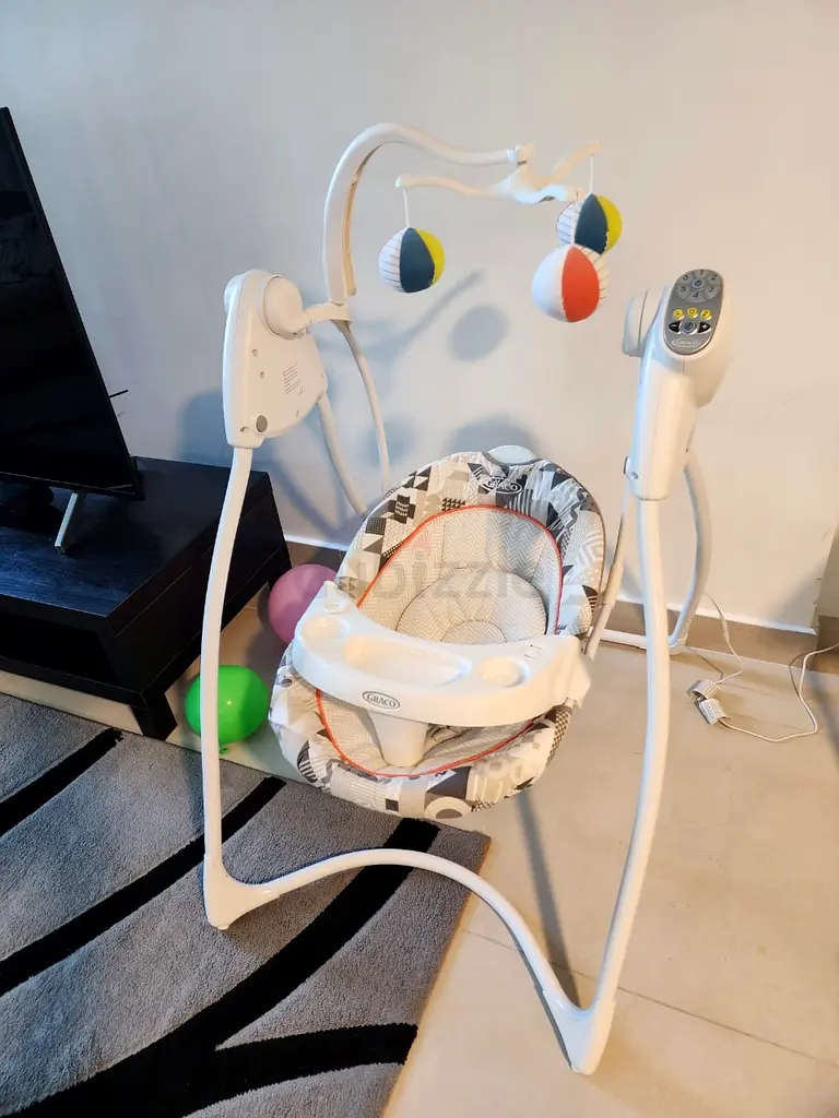 Graco baby swing