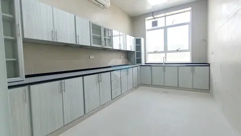 Walk Able Distance To Reash British Schol ; Brand New 3 Bedrooms Hall With Balcony For Rent At Baiy