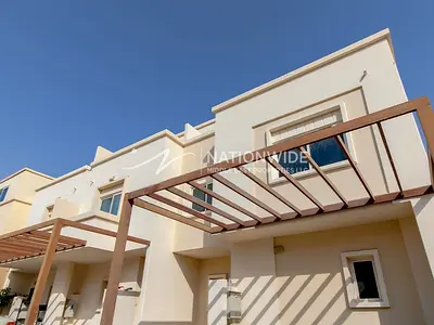 Double Row Villa | Amazing Layout | Great Views