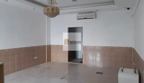 Prime Shop For Sale In England Cluster!