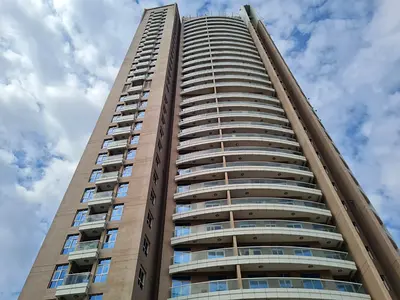 ***distress Sale ***| Vacant| 2 Bed+maids+store | Balcony | Higher Floor | Siraj Tower| For Sale