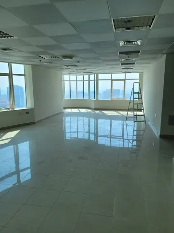 Big Size Empty Office For Sale In Horizon Tower